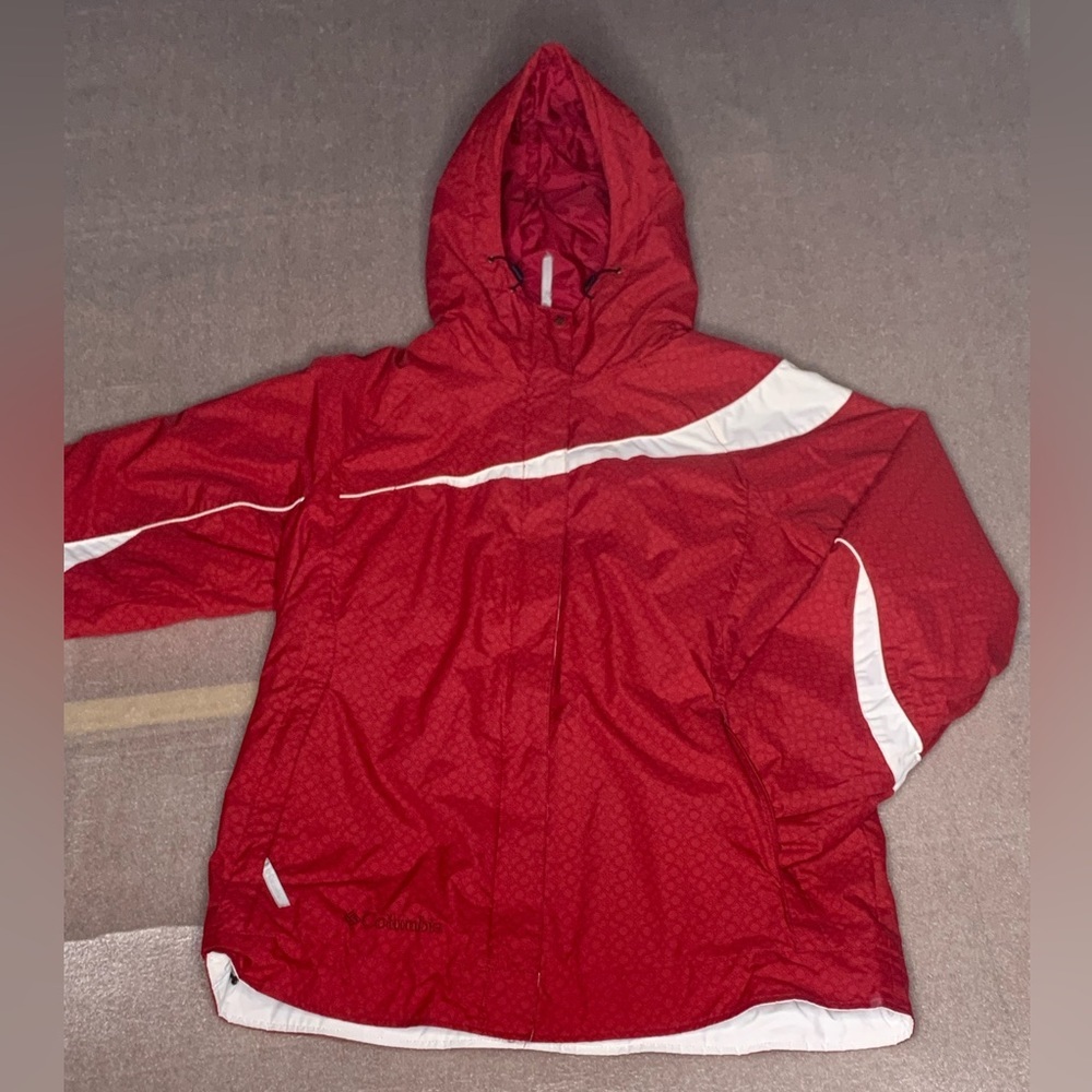 Vintage y2k Columbia red and white jacket/coat